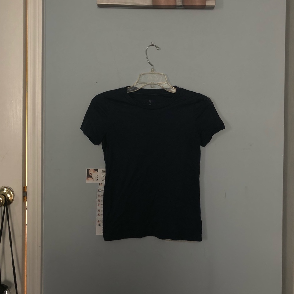 navy t-shirt